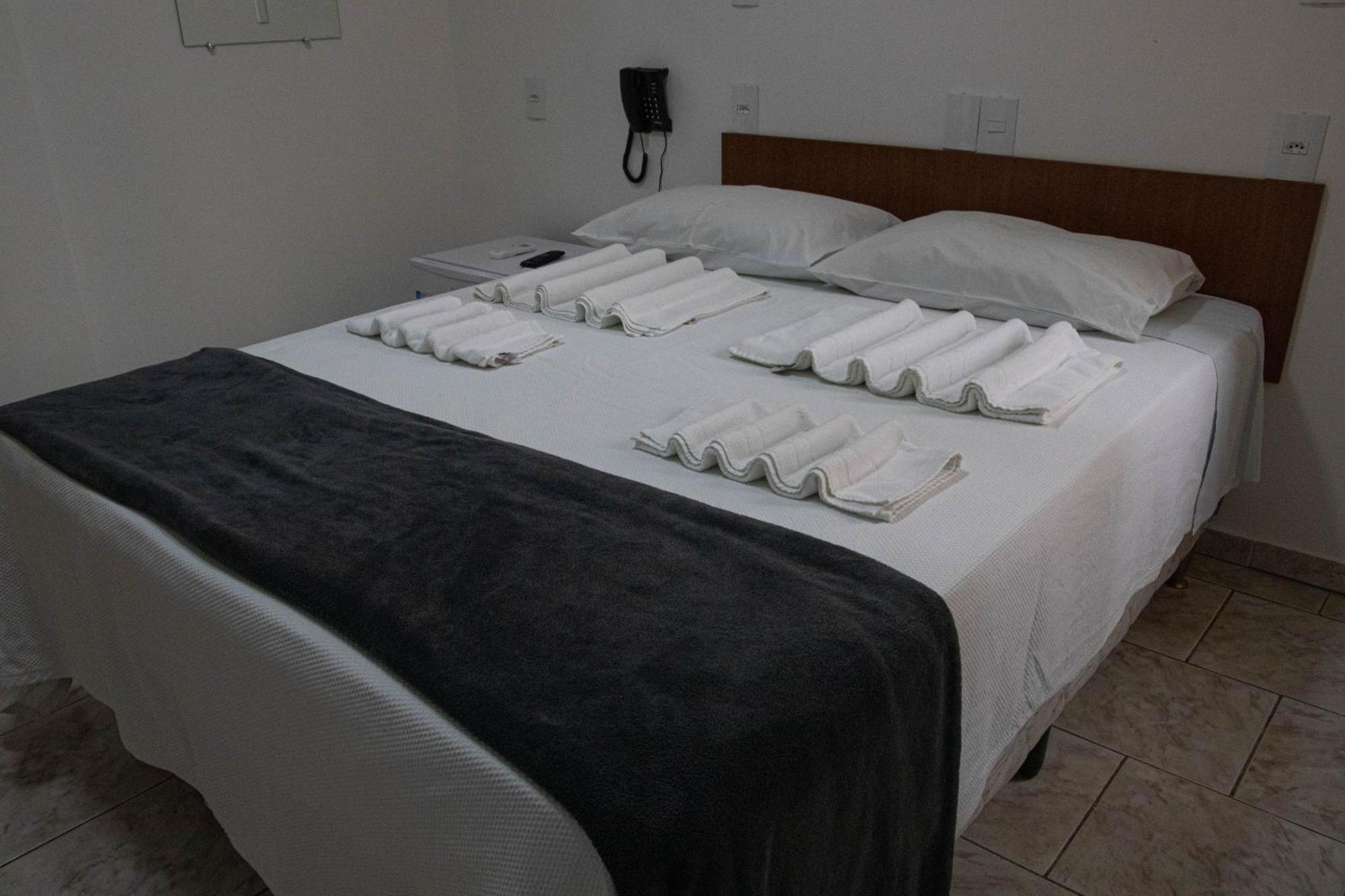 Hotel 15 De Julho Foz do Iguaçu Eksteriør billede