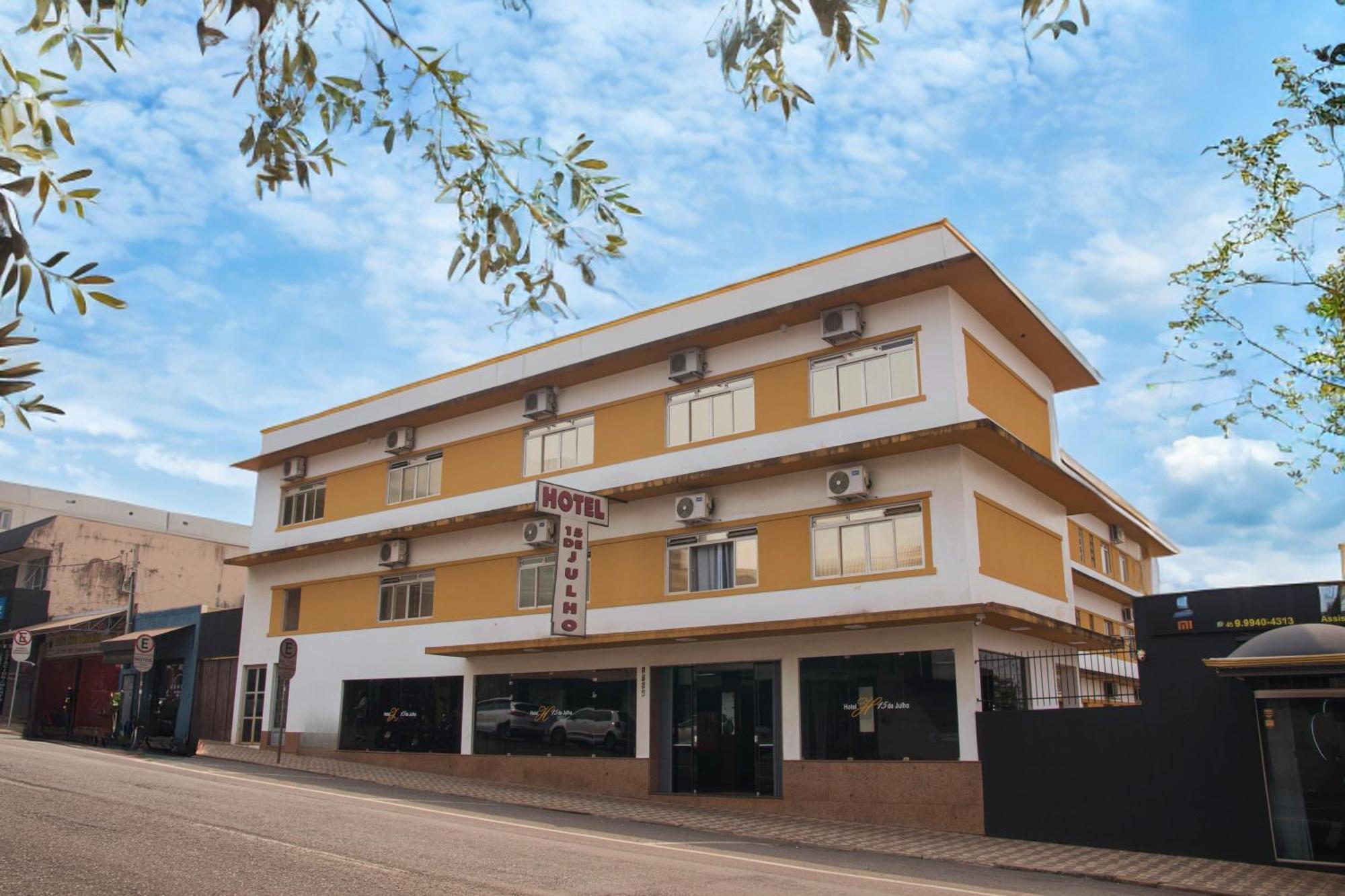 Hotel 15 De Julho Foz do Iguaçu Eksteriør billede